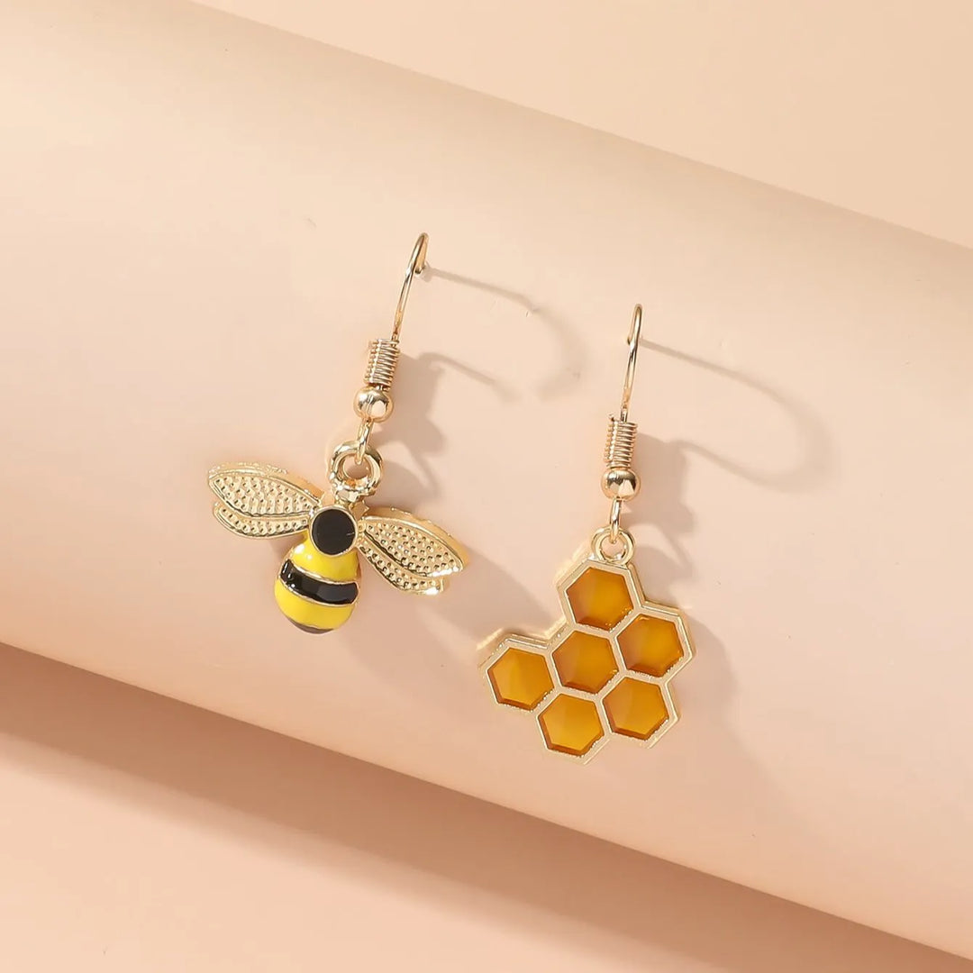 Σκουλαρίκια Κηρήθρας & Μέλισσας – Χρυσά Κοσμήματα