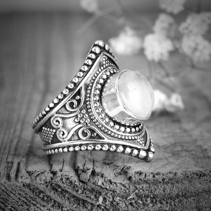 Ασημένιο Boho Δαχτυλίδι με Λίθο Σελήνης