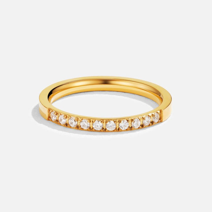 Δαχτυλίδι Αιώνιας Ομορφιάς με Κρύσταλλα 18K
